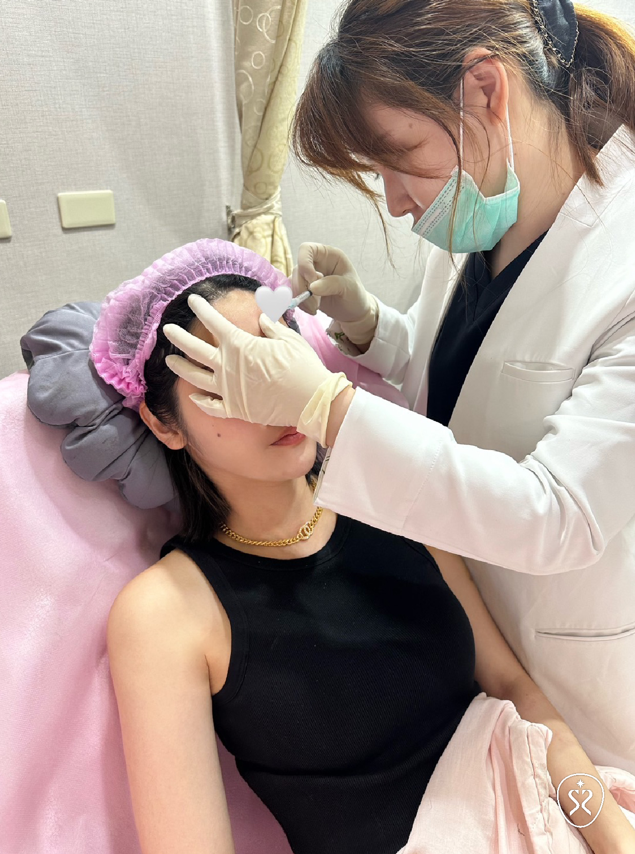 額頭不夠飽滿與外眉骨上方凹陷困擾